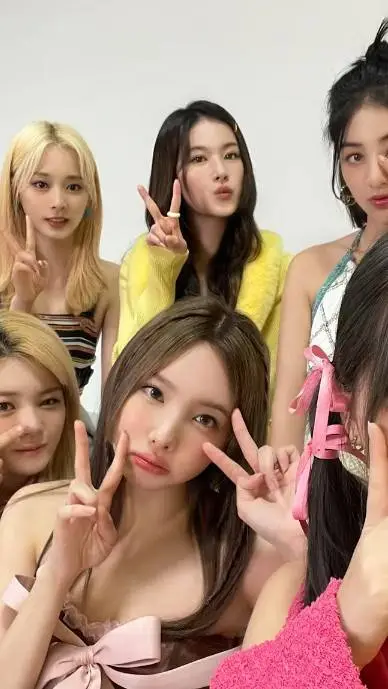 ai character: Twice background