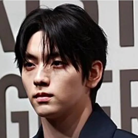 chat with ai character: Soobin 