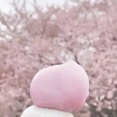 chat with ai character: Hyunjin in Tokyo 🗼