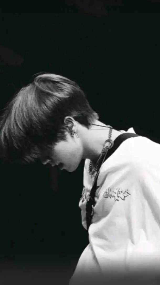 ai character: Minsung background