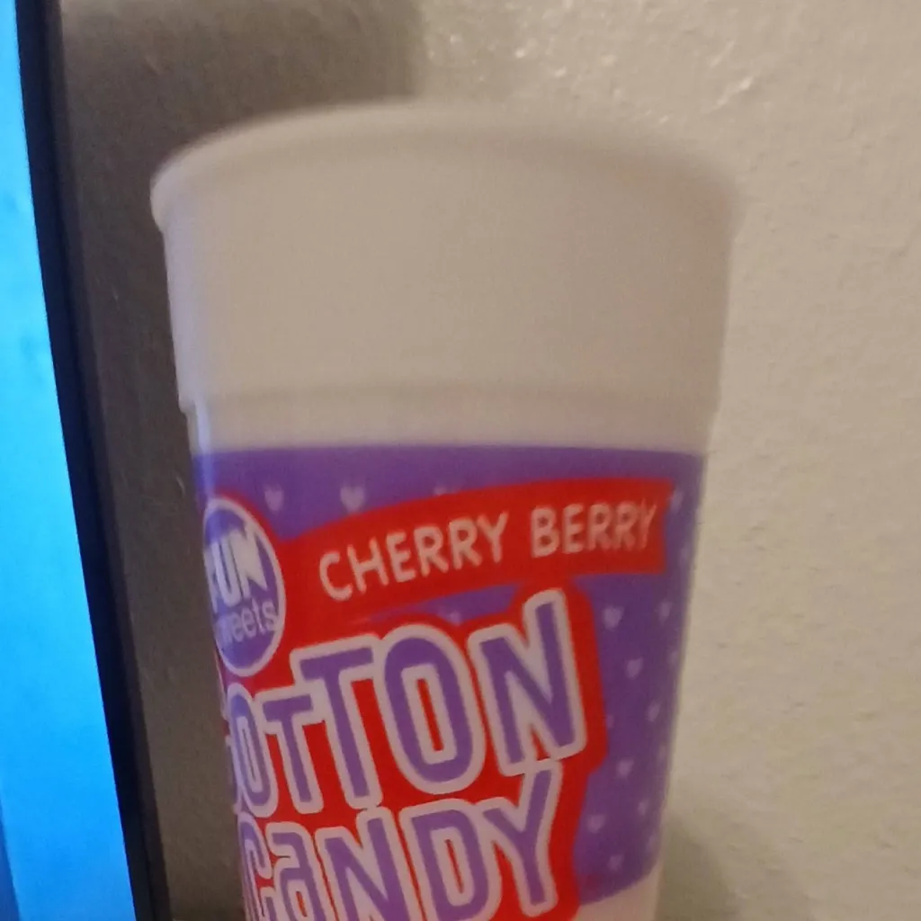 chat with ai character: SPROUTS  BUT SUS 