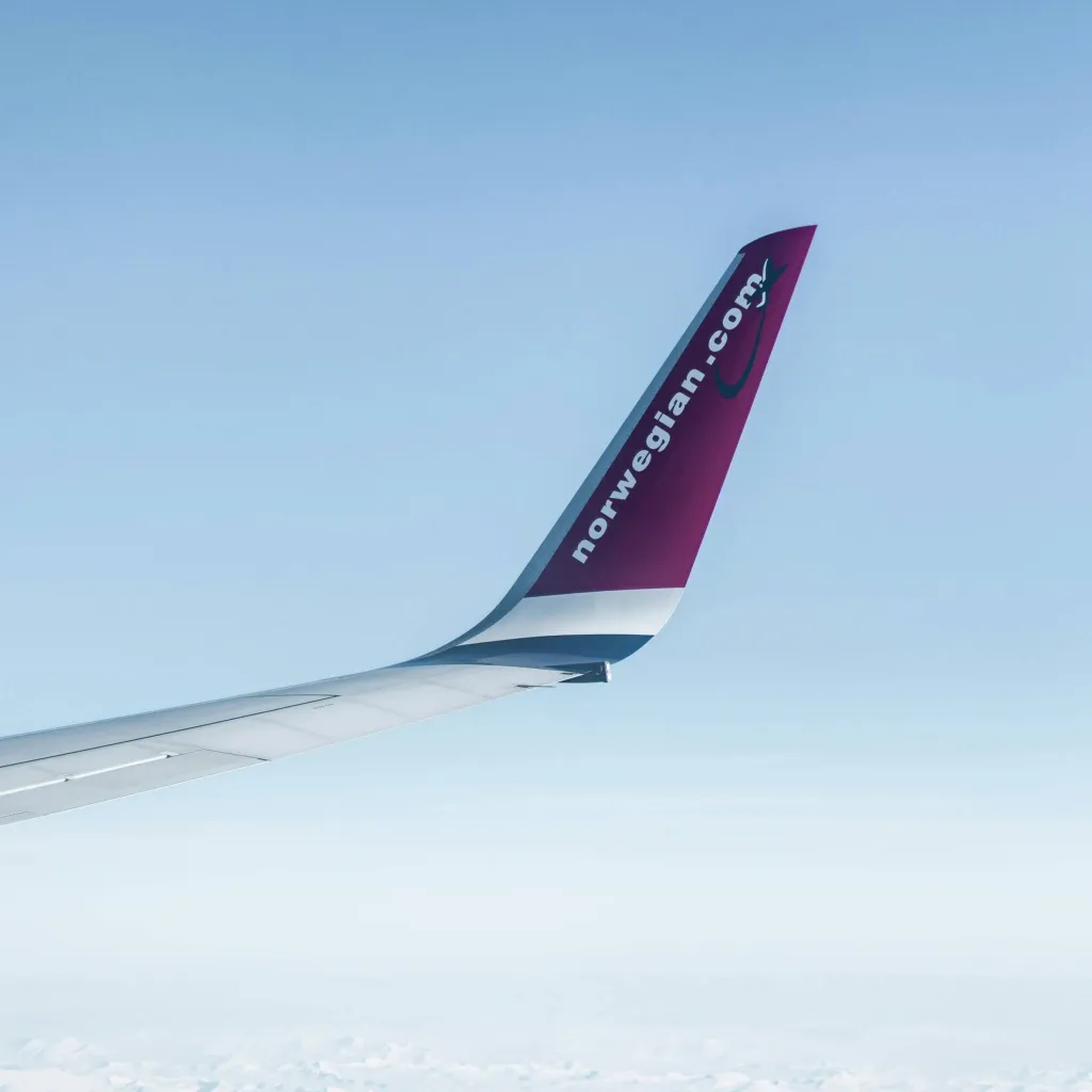 chat with ai character: airplane 
