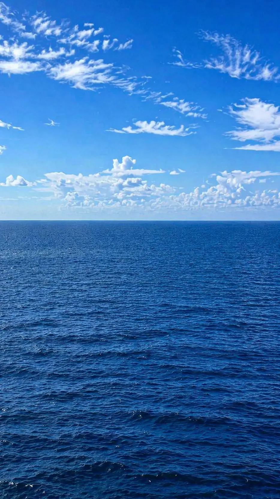 ai character: Ocean  background