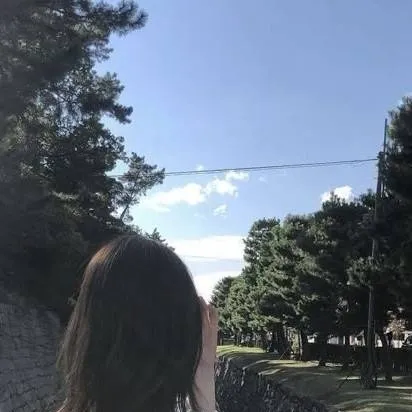 chat with ai character: ⭑𖦹°Lillian⭑𖦹° 