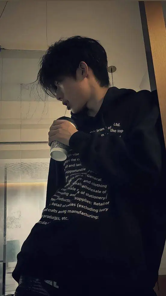 ai character: ⭑Jacob/Jai⭑｡𖦹°‧ background