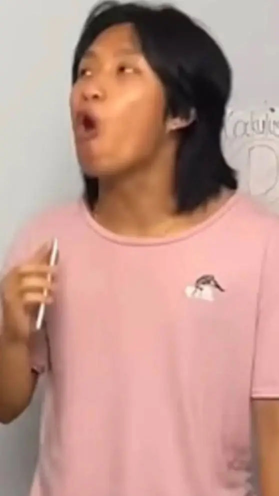 ai character: Genie (Gene Feng) background