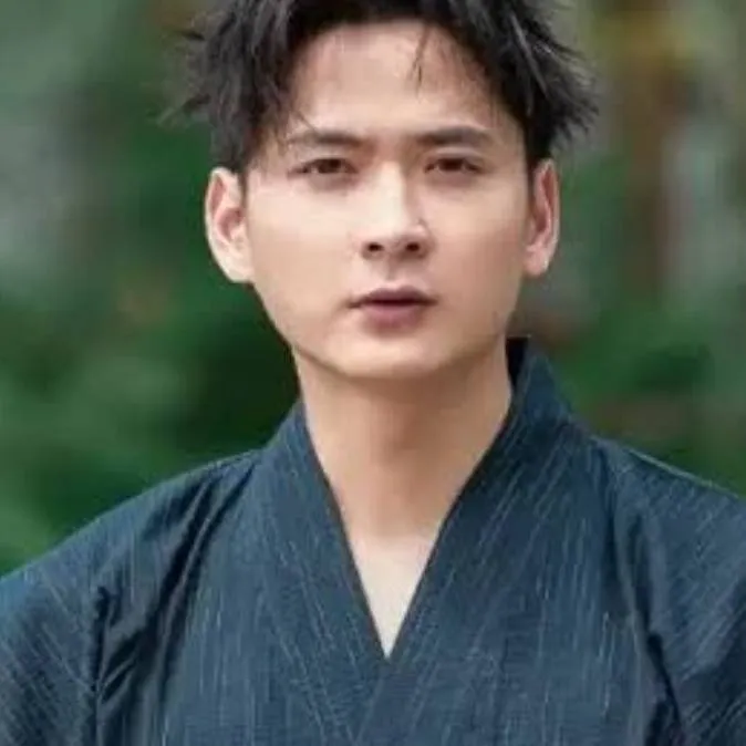 chat with ai character: ryo