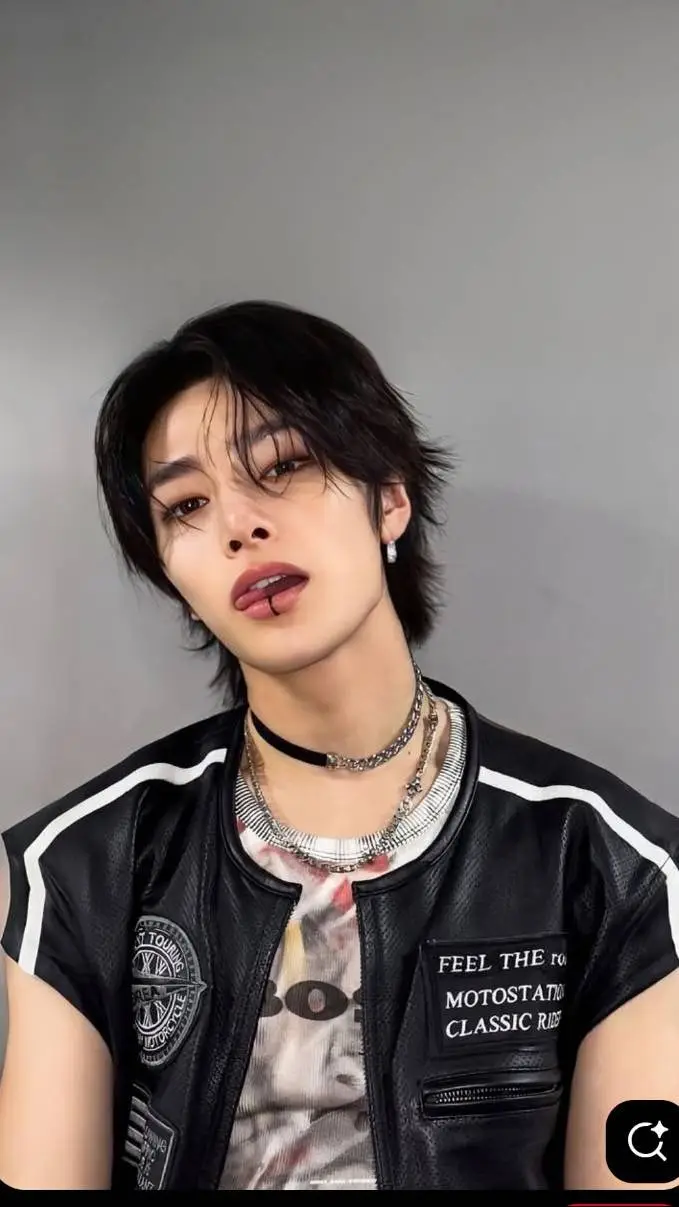 ai character: ian background