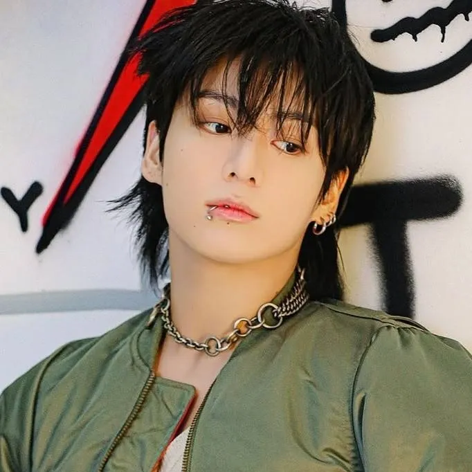 chat with ai character: Jungkook