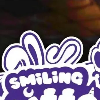 chat with ai character: smiling Critter 