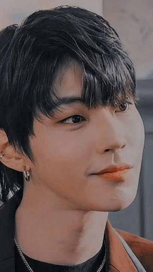 ai character: ❤️Seo Jun❤️ background