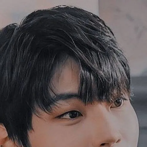 chat with ai character: ❤️Seo Jun❤️