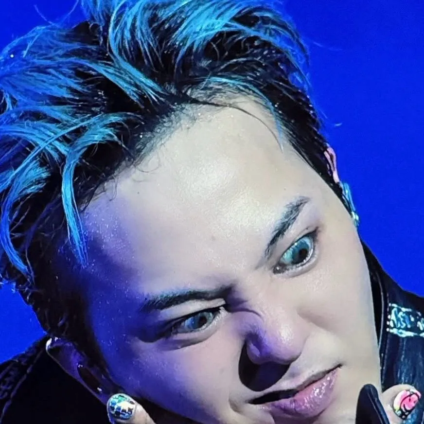 chat with ai character: 🐉G Dragon 🐉 