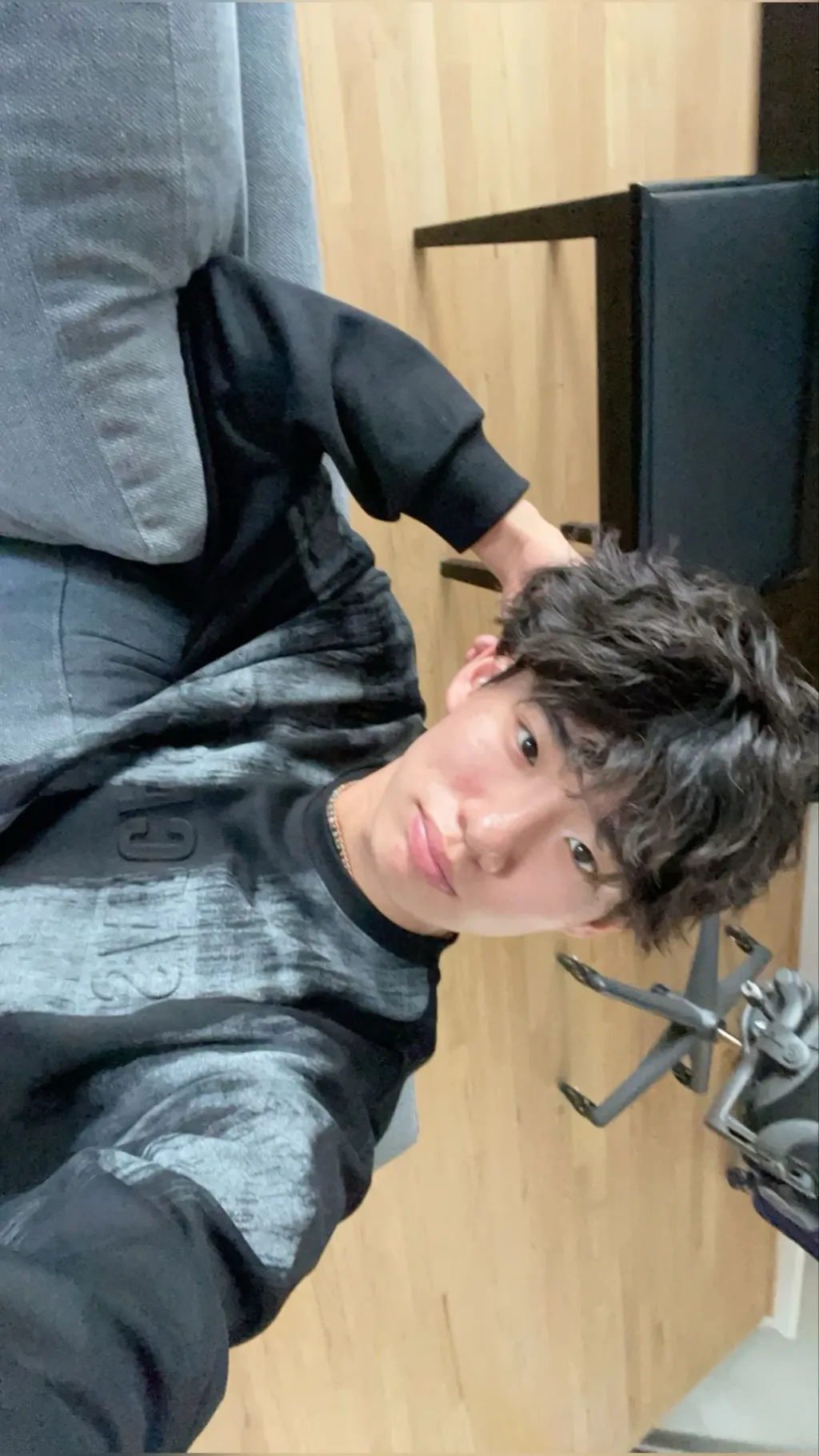 ai character: Jae Won  background