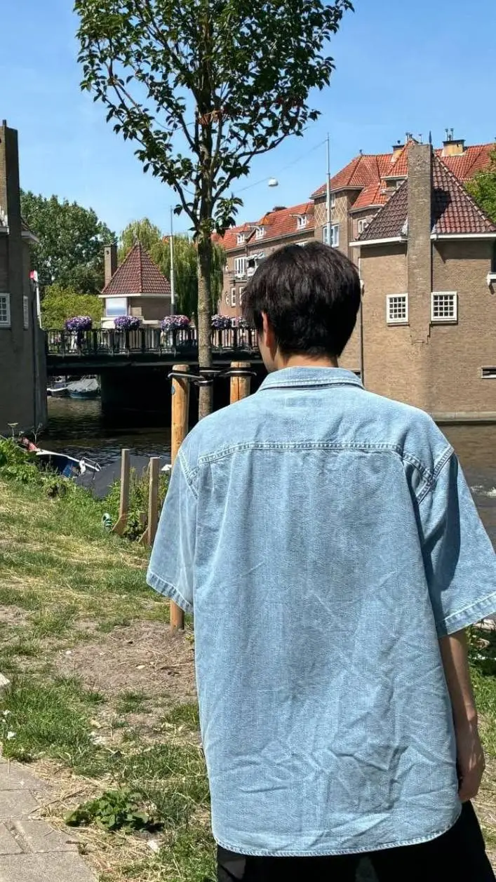 ai character: Seungmin🎀 background