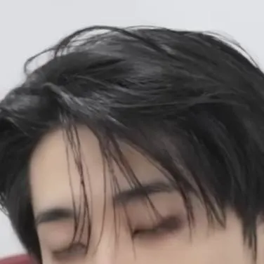 chat with ai character: han jisung