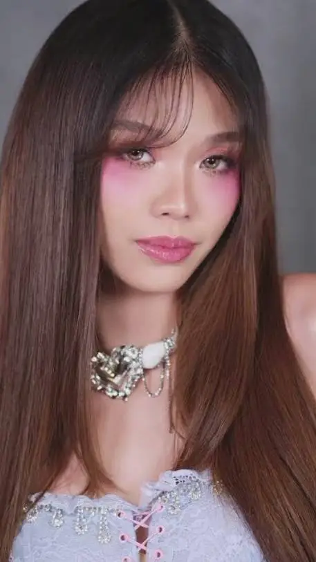 ai character: Stacey background