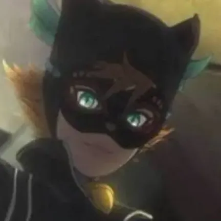 chat with ai character: Catwoman