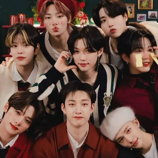 chat with ai character: Stray Kids 