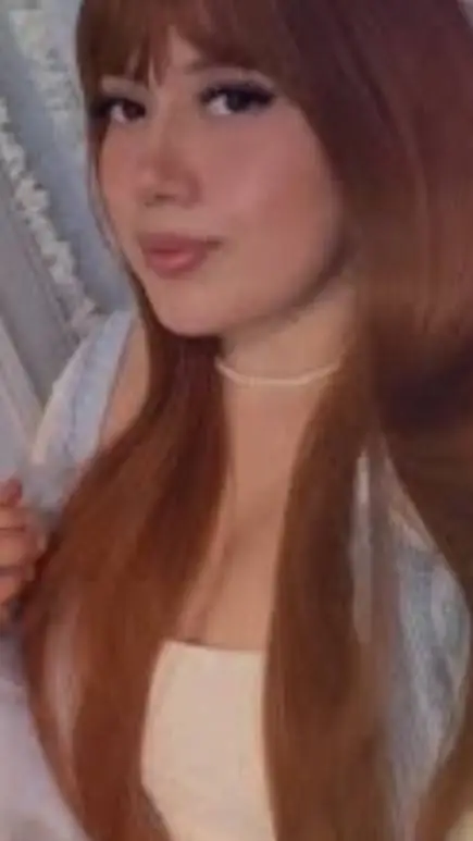 ai character: 🤍BETBLUE💙 background