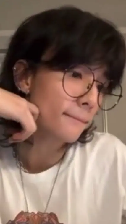 Talkie AI - Chat with Skz makeup 