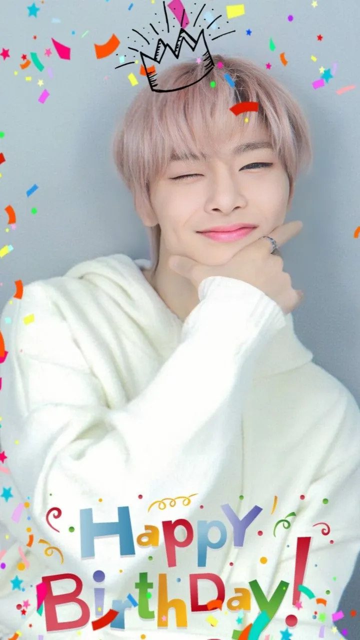 ai character: I.N bday🦊🍓 background