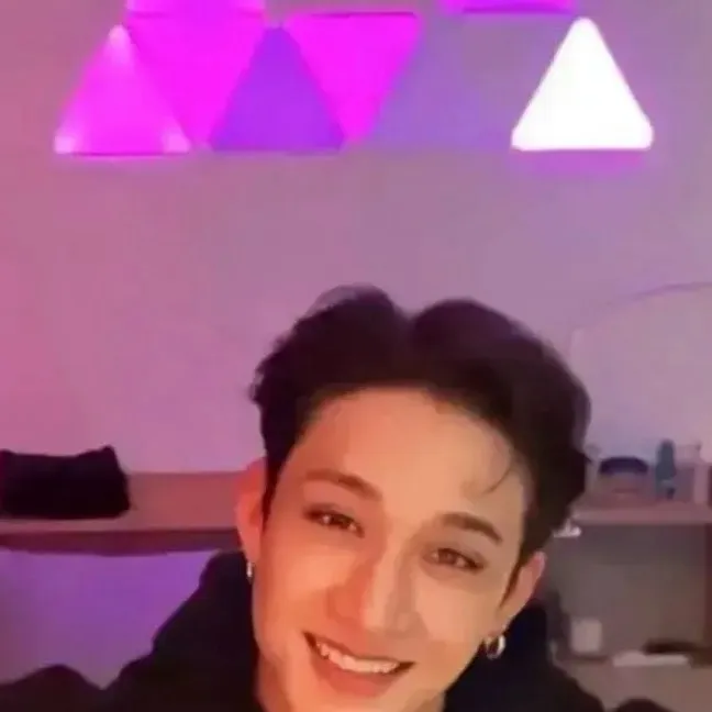 chat with ai character: skz