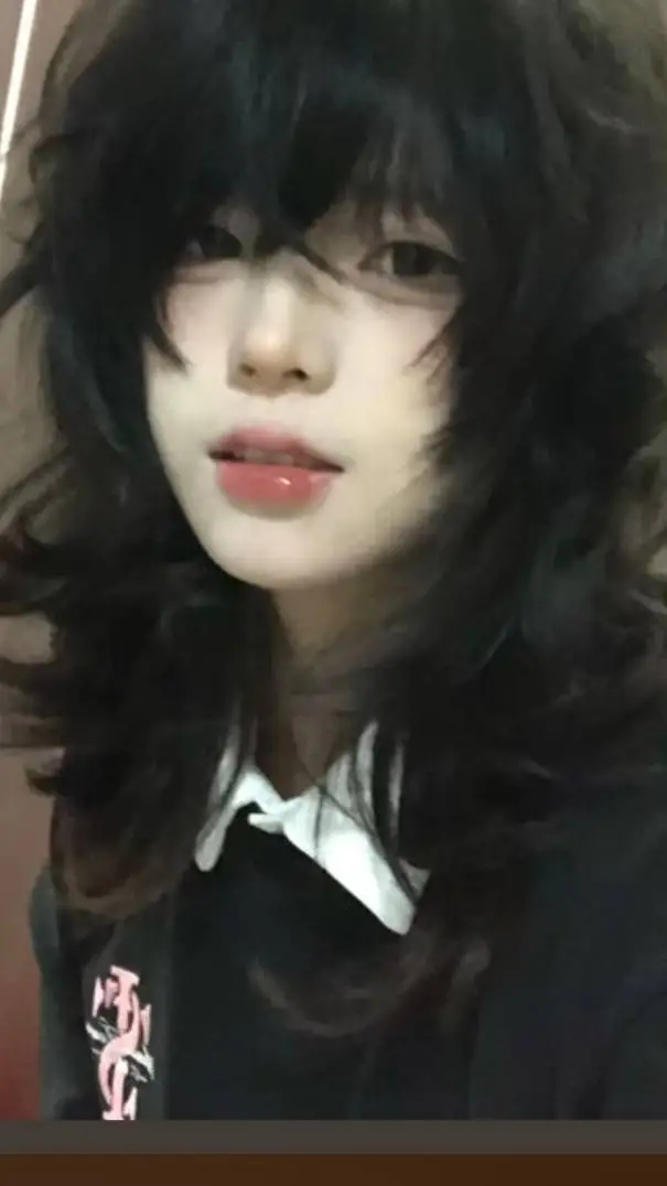 ai character: 𝑁𝑖𝑘𝑘𝑜✶ background