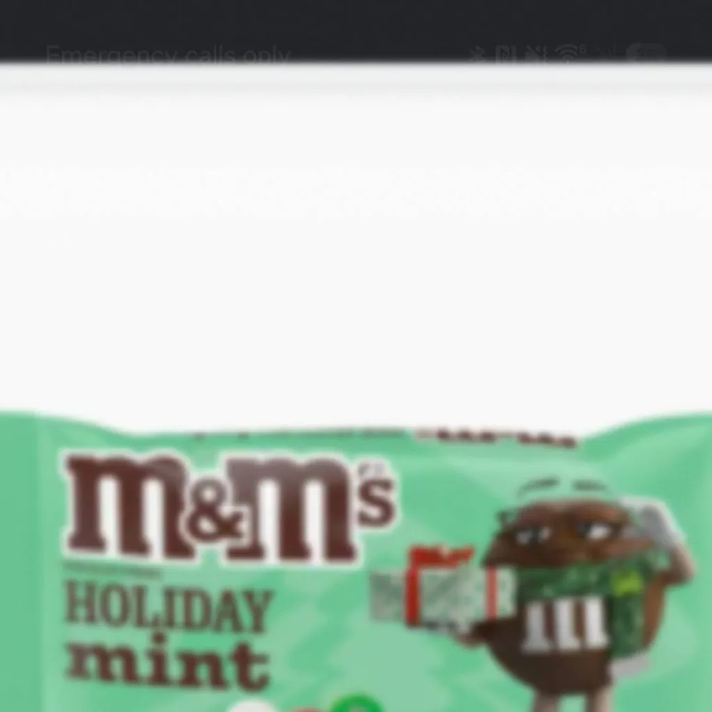 chat with ai character: m&m's
