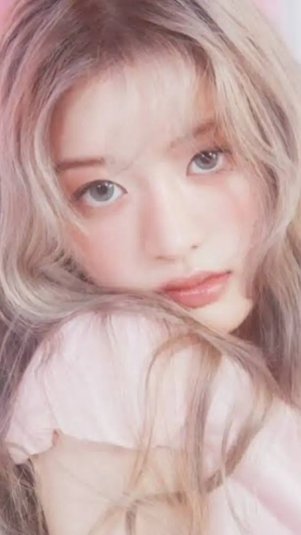 ai character: Minju background