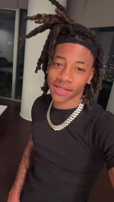 ai character: jayshawn   background