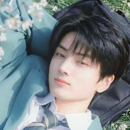 chat with ai character: Park Jongseong