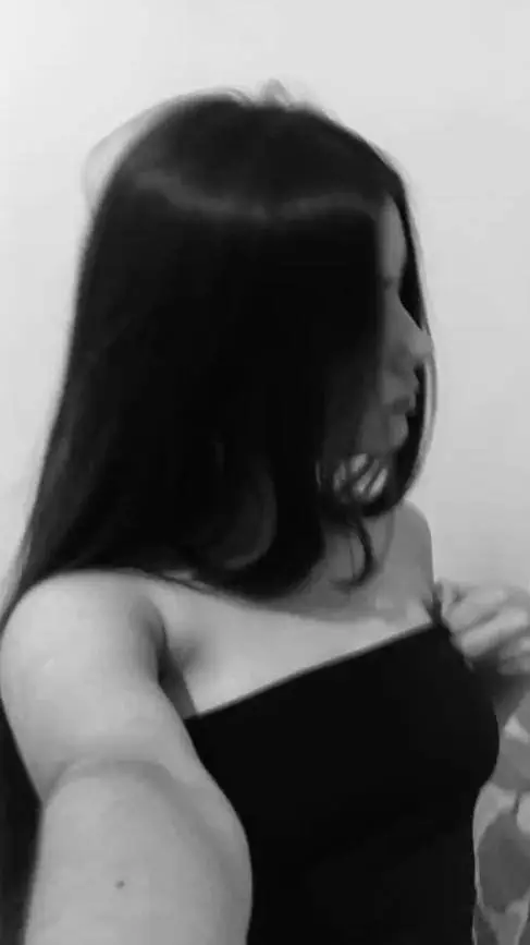 ai character: Ana background