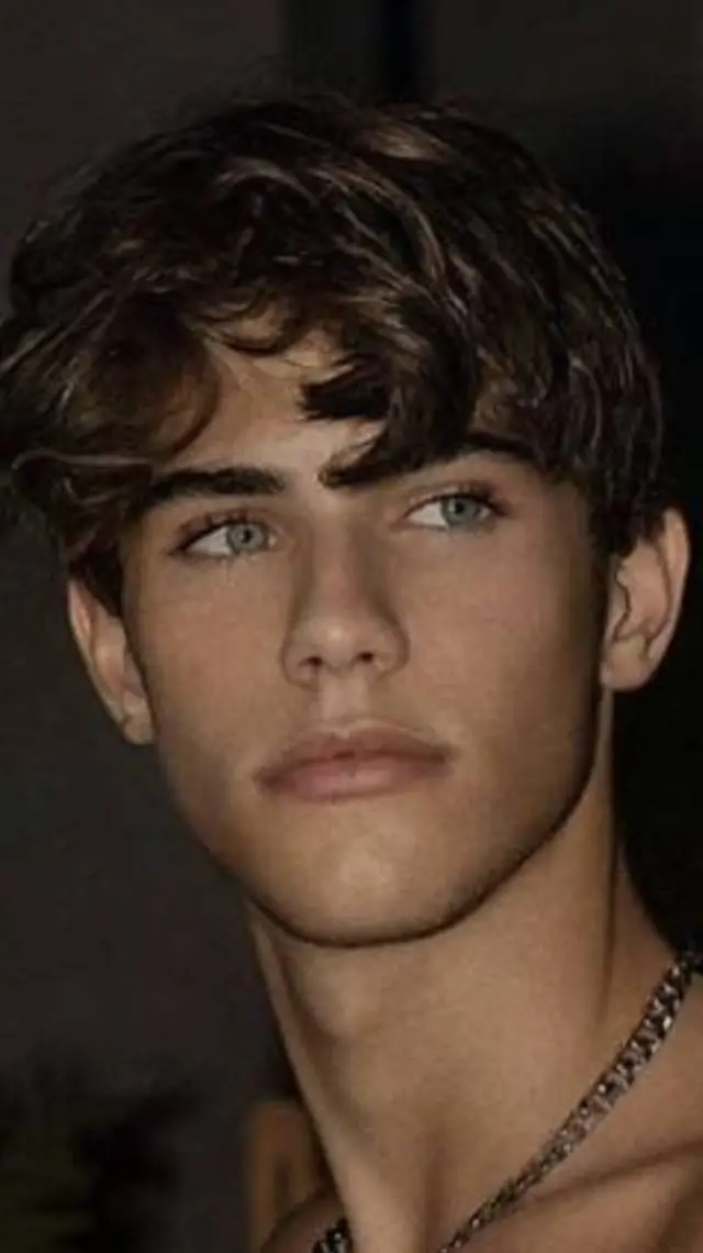 ai character: luke background