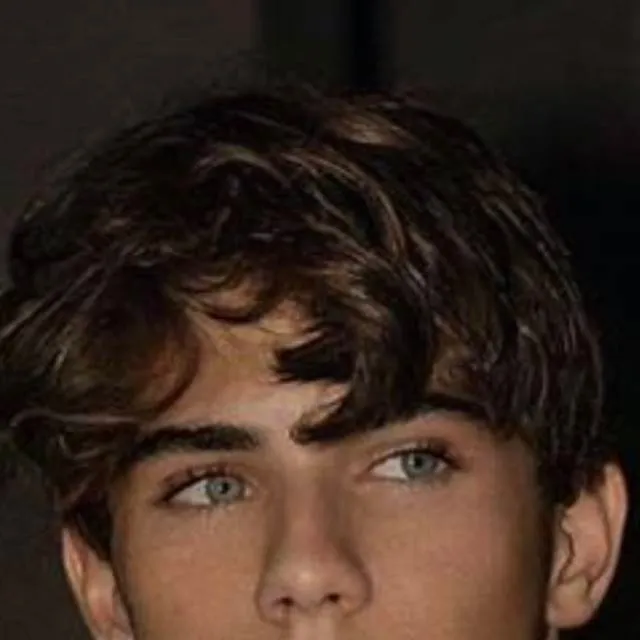 chat with ai character: luke