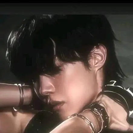 chat with ai character: j hope 💋•°^°•