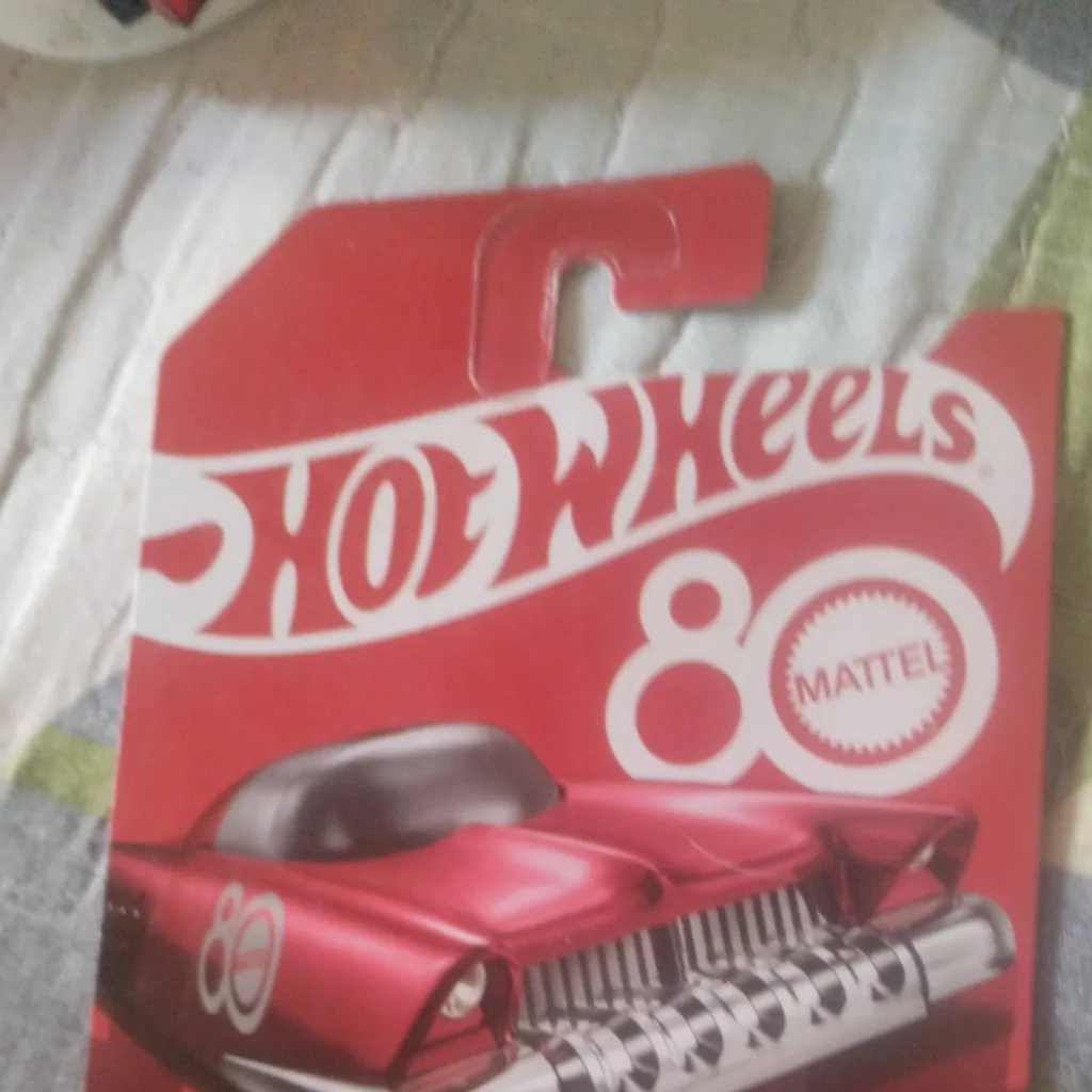 chat with ai character: hot wheels 80 matt