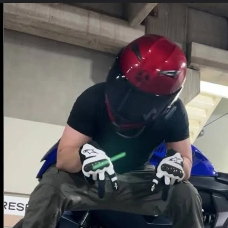 chat with ai character: Biker boys