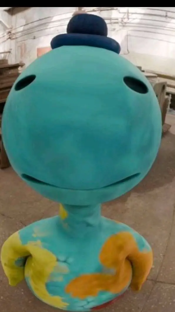 ai character: Doey But Dumb background