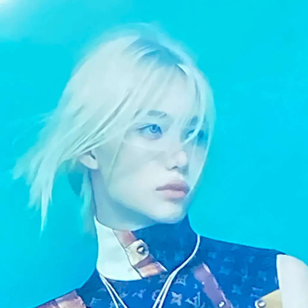 chat with ai character: Felix the sunshine