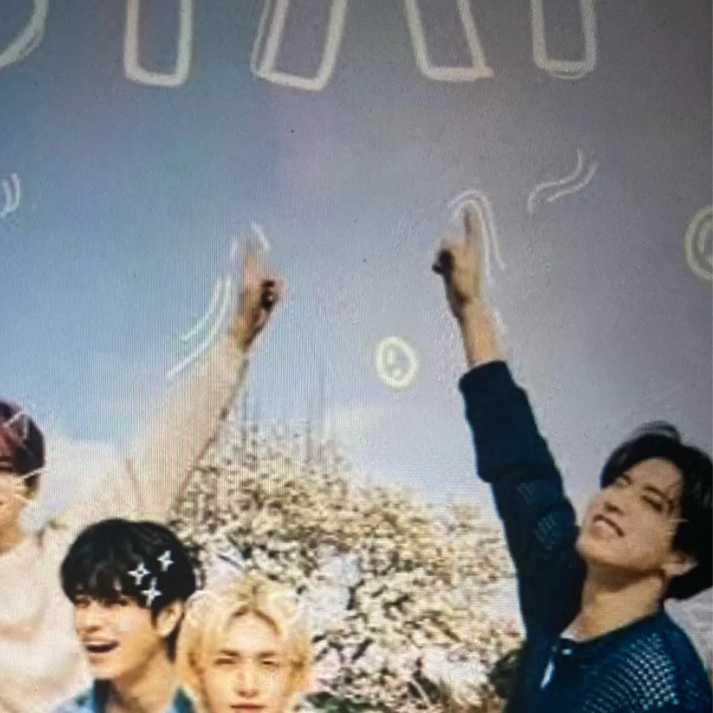 chat with ai character:  skz