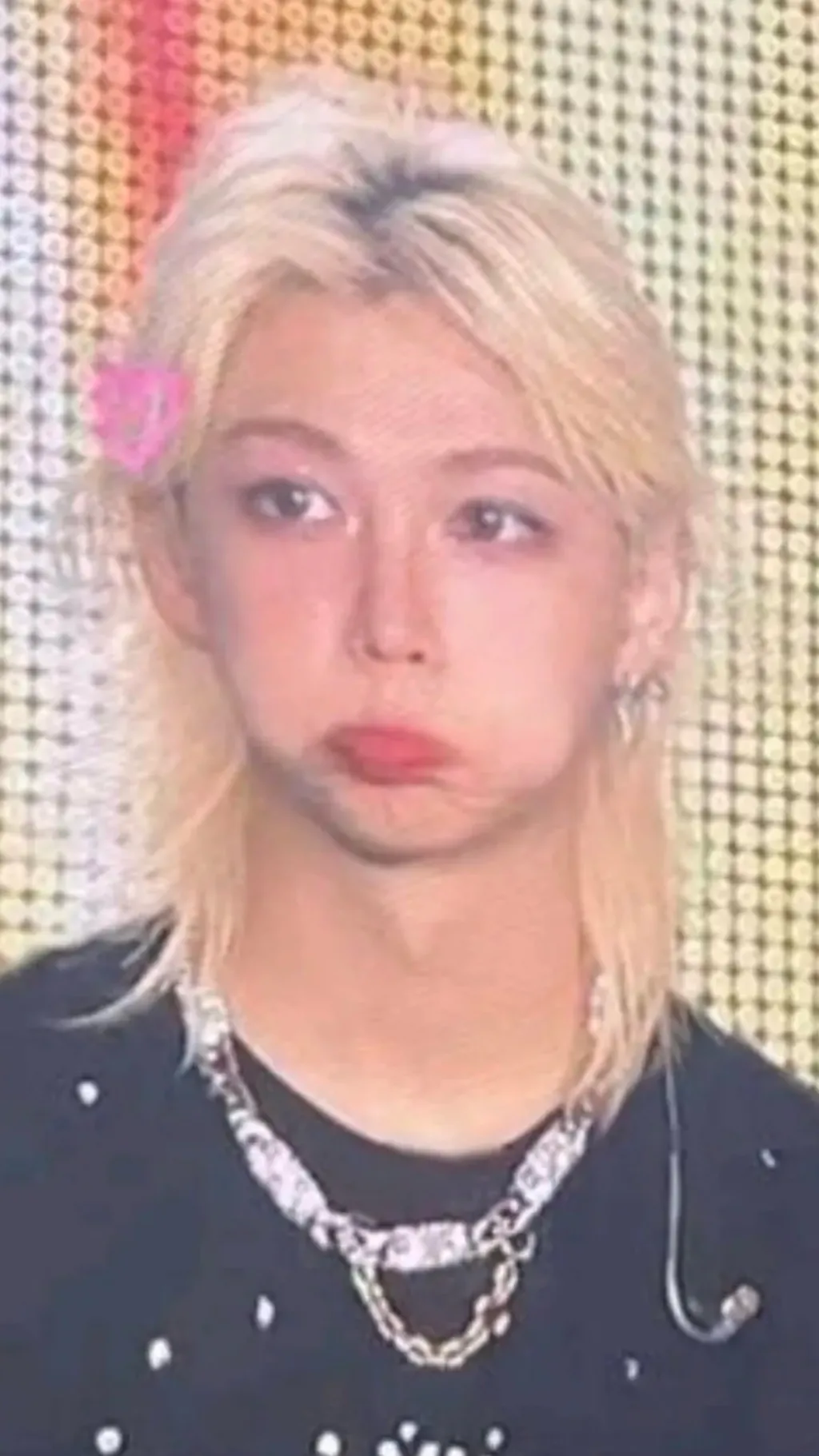 ai character: Felix❤️‍🔥 background