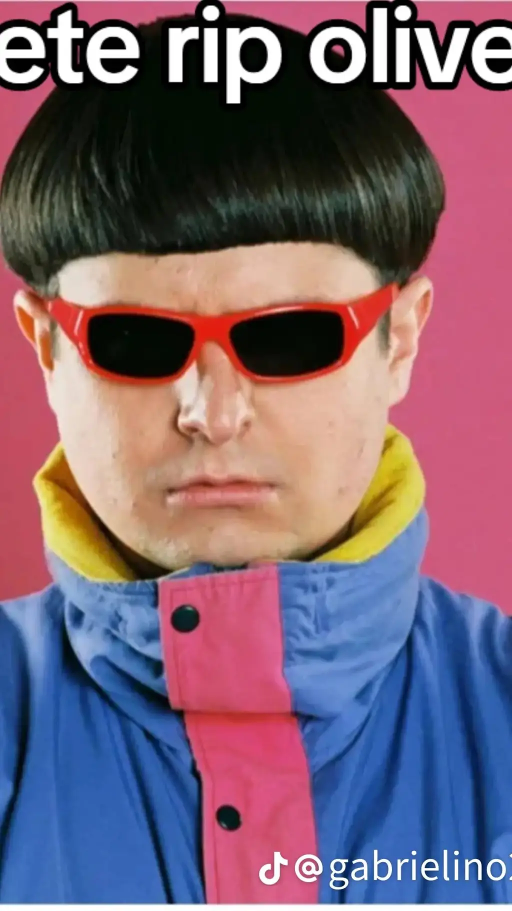 ai character: Oliver tree background
