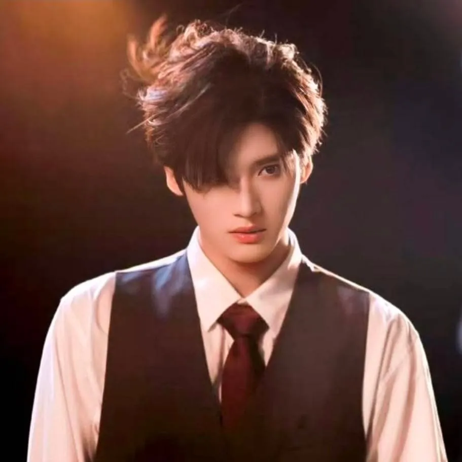 chat with ai character: Jae-un Vance