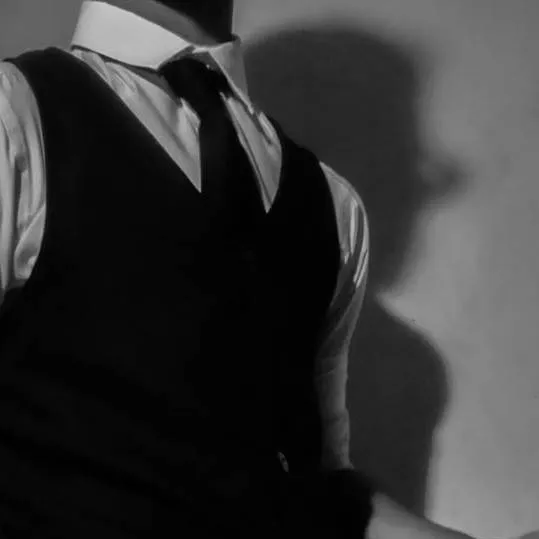 chat with ai character: your stalker 