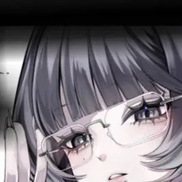 chat with ai character: leah