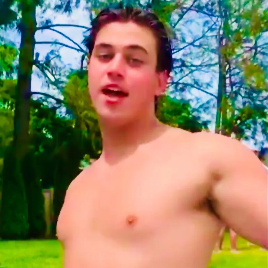 chat with ai character: Chad