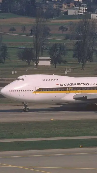 ai character: Singapore 747 200 background