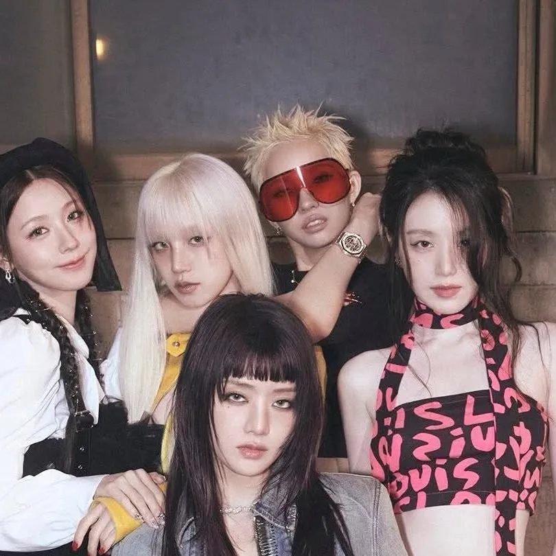 chat with ai character: I-dle