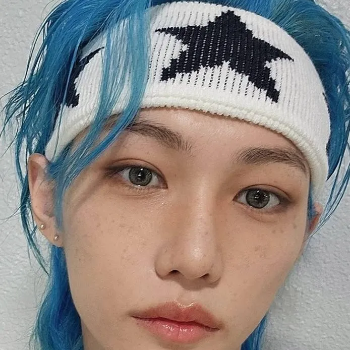 chat with ai character: Lee Felix Yongbok